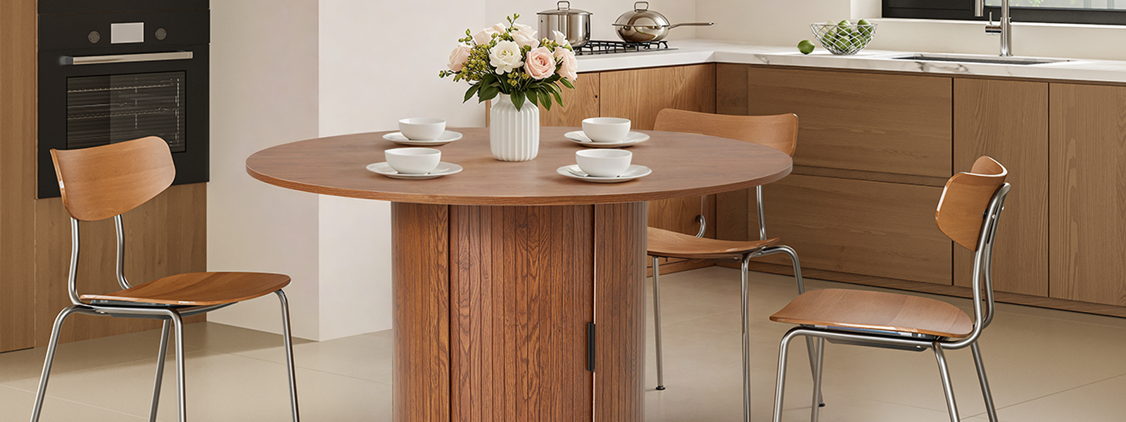 Dining Tables & Seating