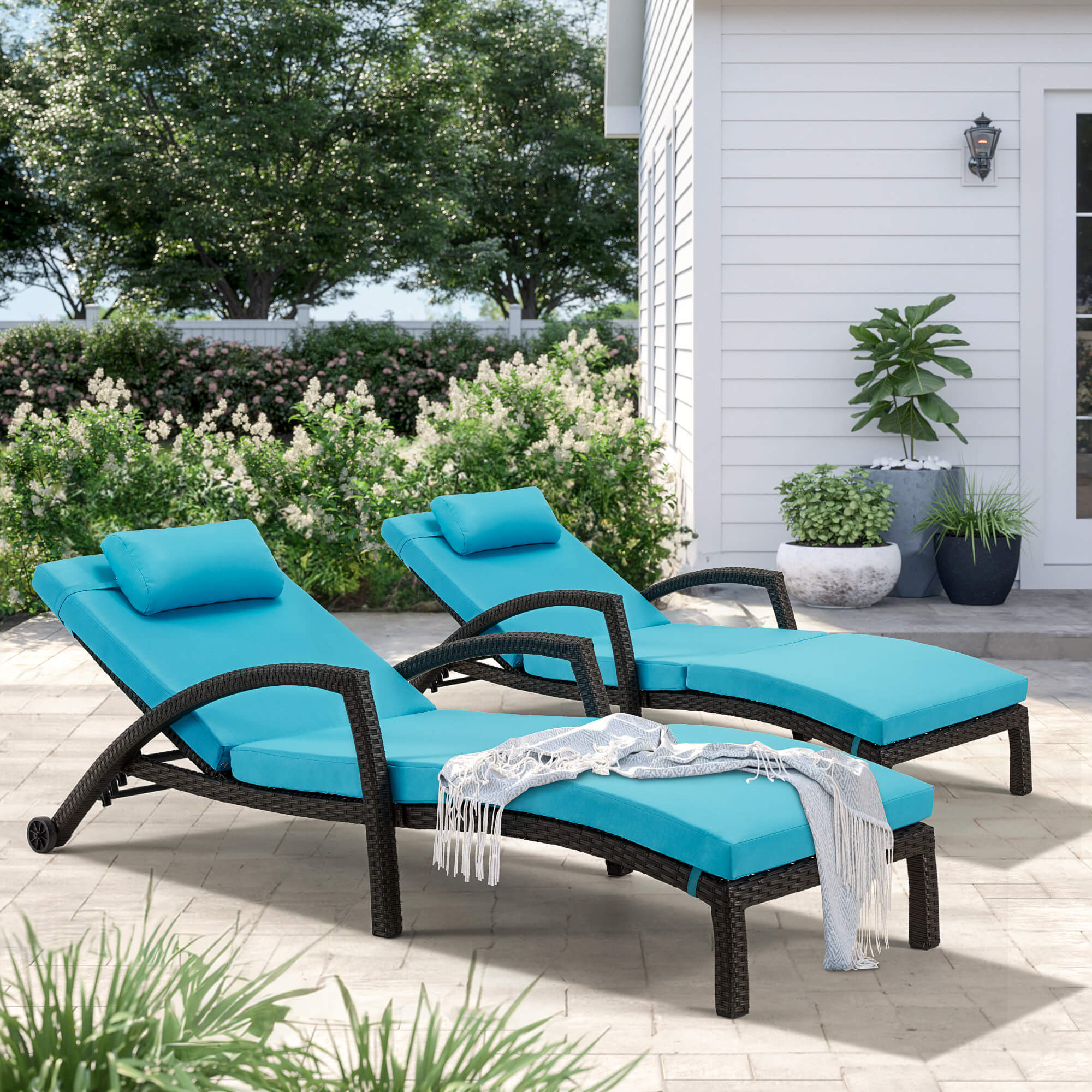 Homrest Chaise Lounge Chairs Set of 4 for Outside, PE Rattan Wicker, Blue